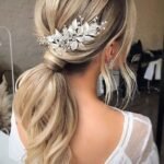 Geleneksel Beyazın Dışında: Siyah Gelinlik Trendi