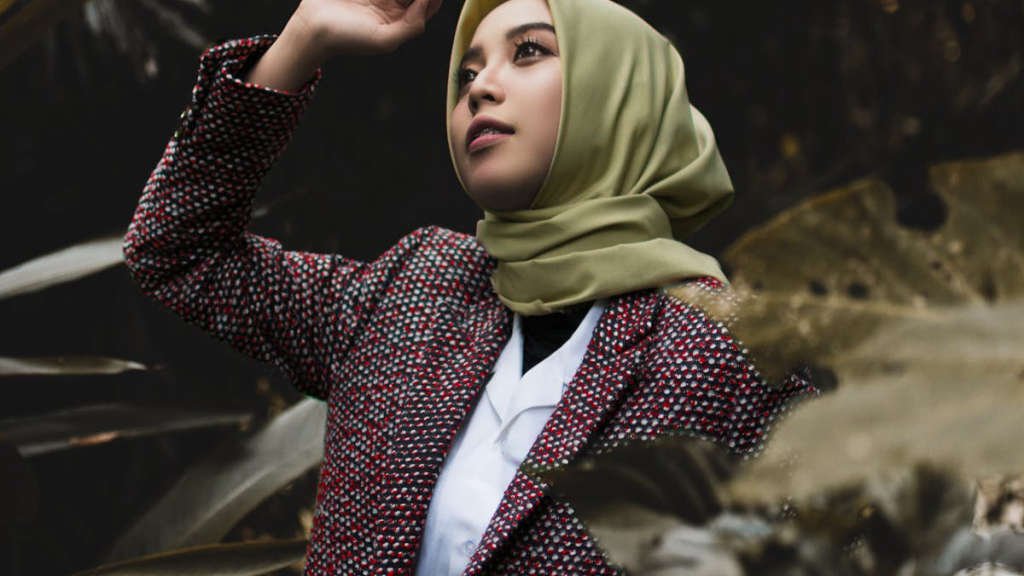 Tesettür Modası: 2024 Yılında Trend Olan Modeller